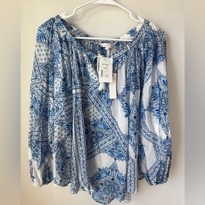 Olivaceous off shoulder top blue white Mediterranean print balloon sleeve M